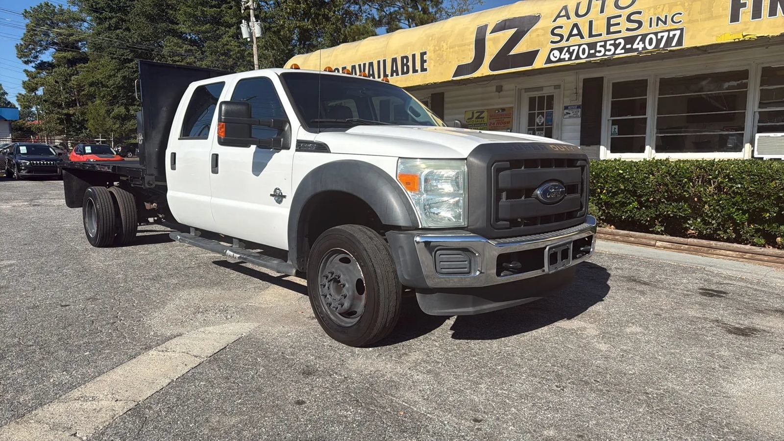 Used 2016 Ford F550 2WD Crew Cab Super Duty image 1