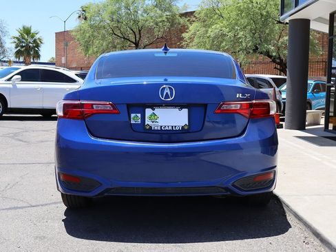 Used 2017 Acura ILX FWD image 11