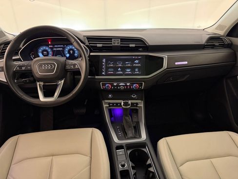 Used 2024 Audi Q3 2.0T Premium Plus AWD/4WD image 17