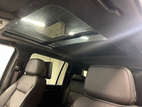 Certified 2023 GMC Yukon XL Denali w/ Advanced Technology Package image 28
