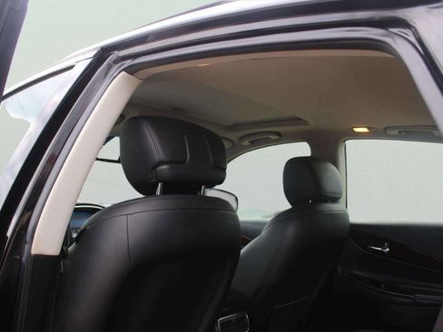 Used 2011 INFINITI EX35 Journey w/ Premium Pkg image 8