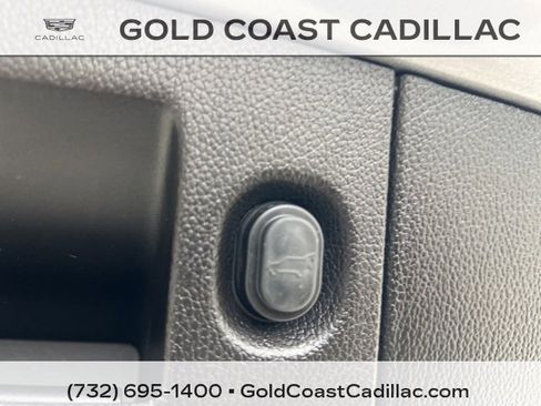 Used 2020 Cadillac Escalade ESV Platinum image 17