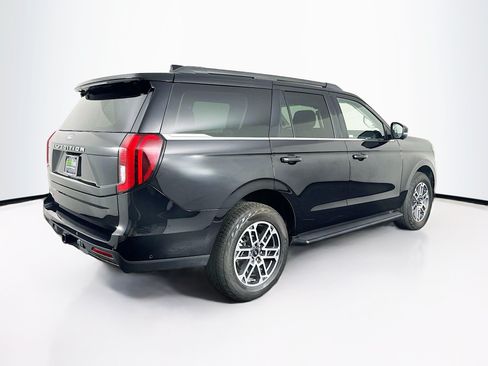 Used 2025 Ford Expedition Active AWD/4WD image 9