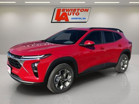 New 2026 Chevrolet Trax LT w/ Driver Confidence Package image 4