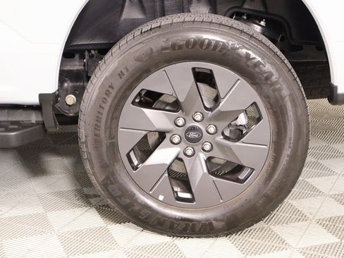 Used 2024 Ford F150 Lightning Flash image 20