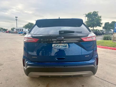 Used 2024 Ford Edge SEL AWD/4WD image 4