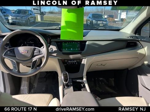 Used 2017 Cadillac XT5 Luxury image 13