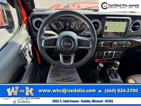 Used 2023 Jeep Wrangler Unlimited Rubicon w/ LED Lighting Group AWD/4WD image 44