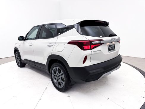 Used 2023 Kia Seltos LX image 15