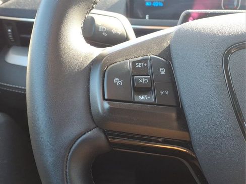 Used 2023 Ford Mustang Mach-E Select image 13