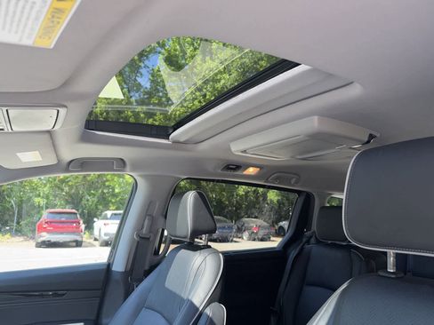 Used 2023 Honda Odyssey Elite image 19