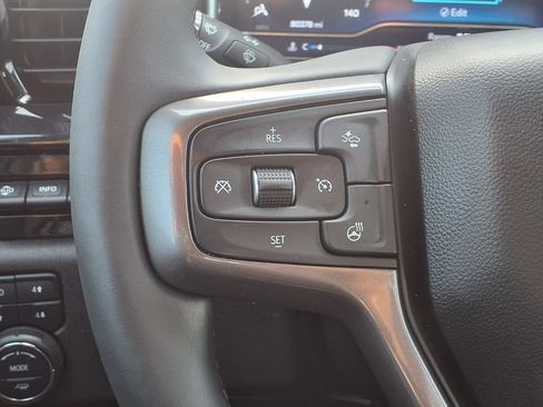 Certified 2025 Chevrolet Silverado 2500 ZR2 w/ Technology Package AWD/4WD image 14