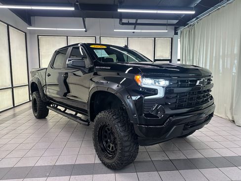 Certified 2026 Chevrolet Silverado 1500 LT AWD/4WD image 2