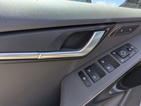 New 2026 Kia Niro Wave FWD image 19