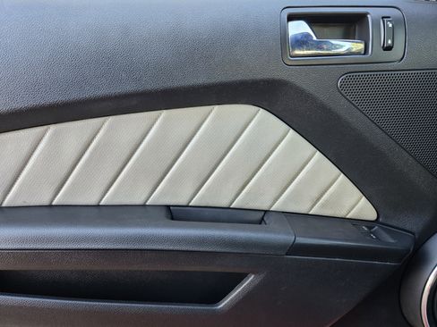 Used 2014 Ford Mustang Premium w/ V6 Performance Package image 14