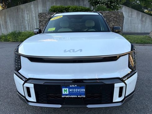 Certified 2024 Kia EV9 GT-Line AWD/4WD image 9