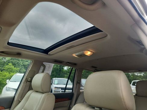 Used 2005 Lexus GX 470 AWD/4WD image 11