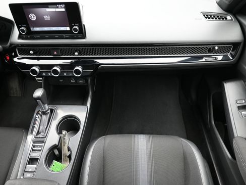 Used 2024 Honda Civic Sport image 35