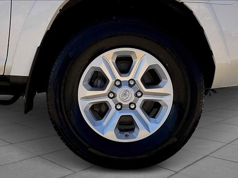 Used 2024 Toyota 4Runner SR5 image 10