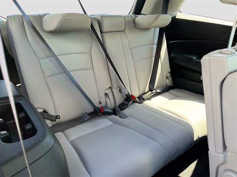 Used 2022 Honda Pilot Special Edition image 27