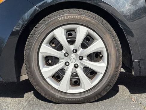 Used 2024 Toyota Corolla LE image 29