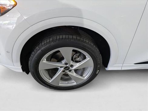 New 2025 Audi Q5 Premium Plus image 10