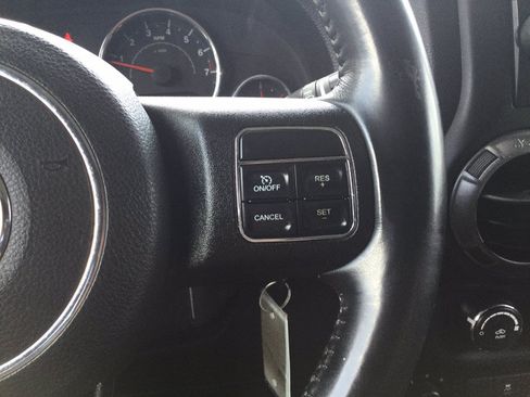 Used 2018 Jeep Wrangler Sport AWD/4WD image 26