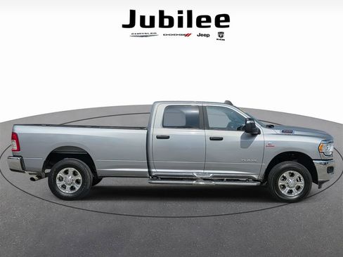 Used 2024 RAM 3500 Big Horn AWD/4WD image 38