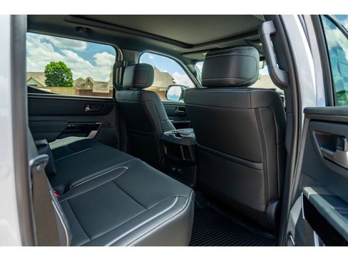 Used 2026 Toyota Tundra Limited AWD/4WD image 15