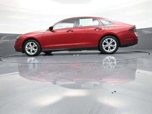 Certified 2023 Honda Accord LX image 32