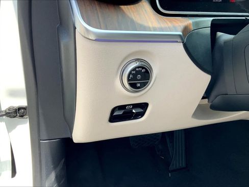 Certified 2025 Mercedes-Benz C 300 C 300 image 12