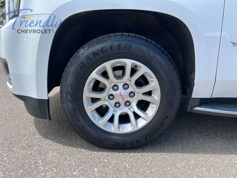 Used 2019 GMC Yukon XL SLT AWD/4WD image 11