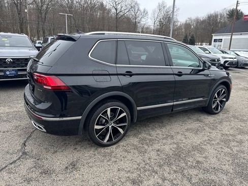Used 2023 Volkswagen Tiguan SEL R-Line image 9