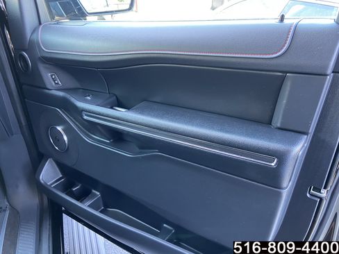 Used 2023 Ford Expedition Limited AWD/4WD image 25