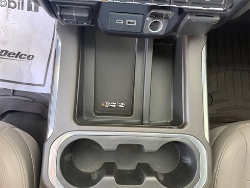 Used 2019 GMC Sierra 1500 SLT w/ SLT Premium Plus Package image 33