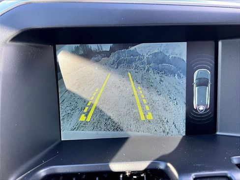 Used 2016 Volvo XC60 T6 w/ Climate Package image 19