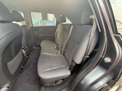 Used 2020 Kia Sorento LX w/ LX I4 Convenience Package AWD/4WD image 8