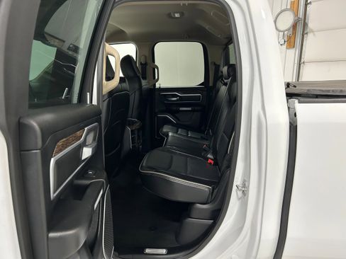 Used 2020 RAM 1500 Laramie AWD/4WD image 30