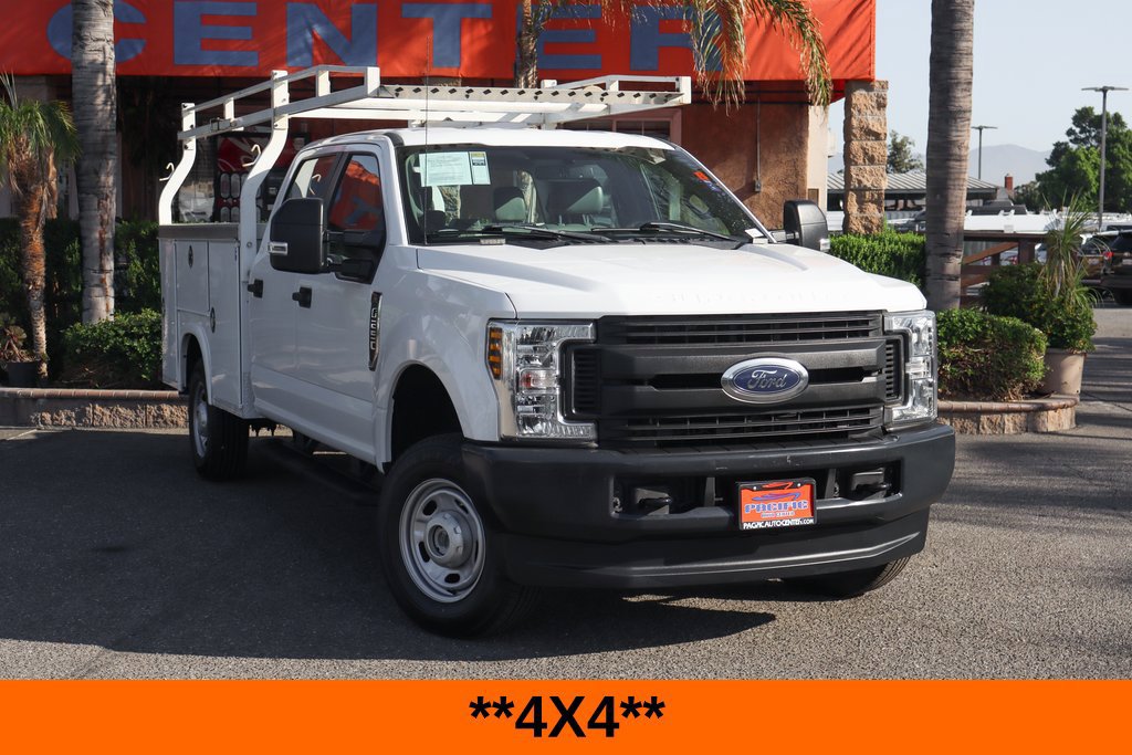 Used 2018 Ford F250 XL w/ Power Equipment Group AWD/4WD image 2