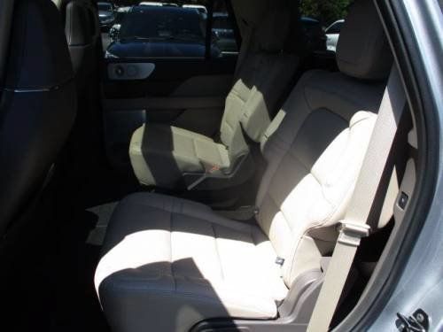 Used 2024 Lincoln Navigator Reserve AWD/4WD image 6