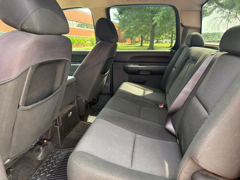 Used 2011 Chevrolet Silverado 1500 LT w/ All-Star Edition AWD/4WD image 10