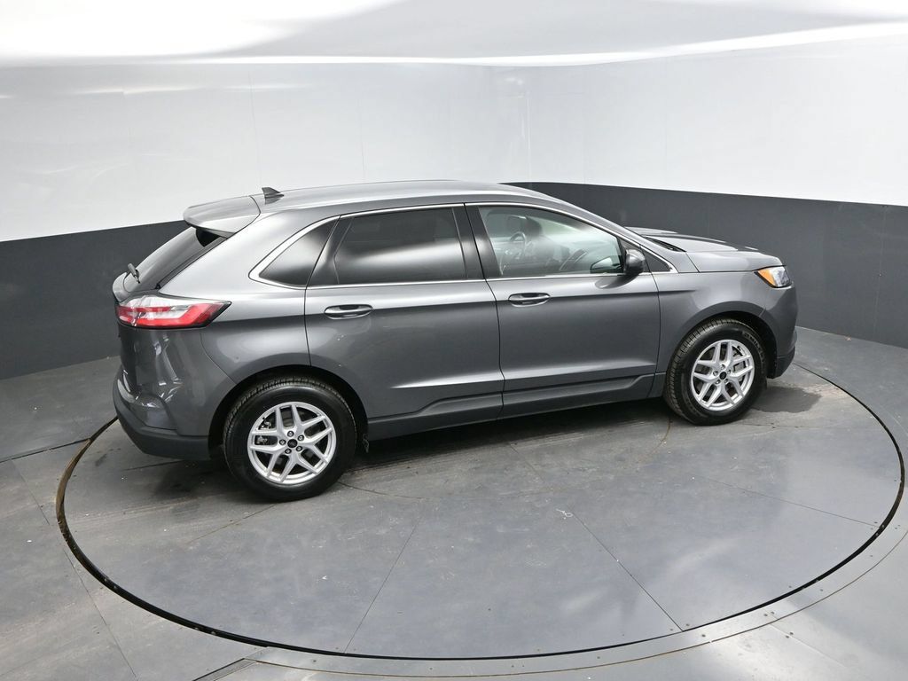 Used 2024 Ford Edge SEL AWD/4WD image 30