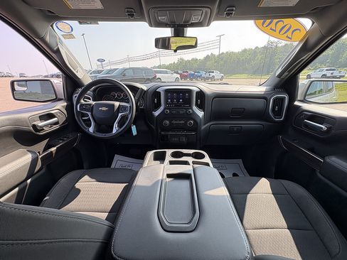 Used 2020 Chevrolet Silverado 1500 LT AWD/4WD image 21
