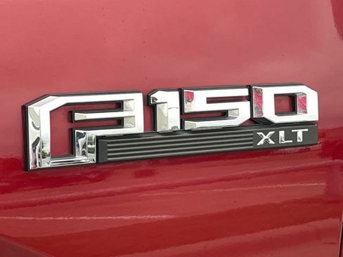 Used 2017 Ford F150 XLT w/ Equipment Group 302A Luxury AWD/4WD image 30