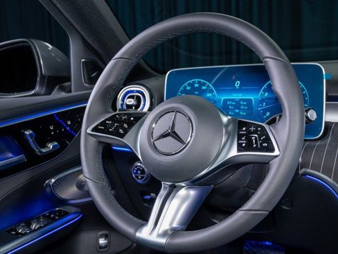 Certified 2025 Mercedes-Benz C 300 Sedan image 17