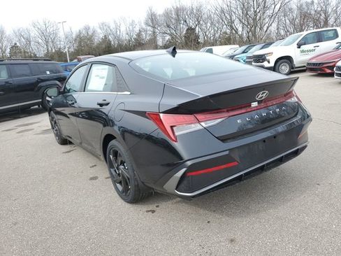 New 2026 Hyundai Elantra SEL Sport Premium FWD image 3