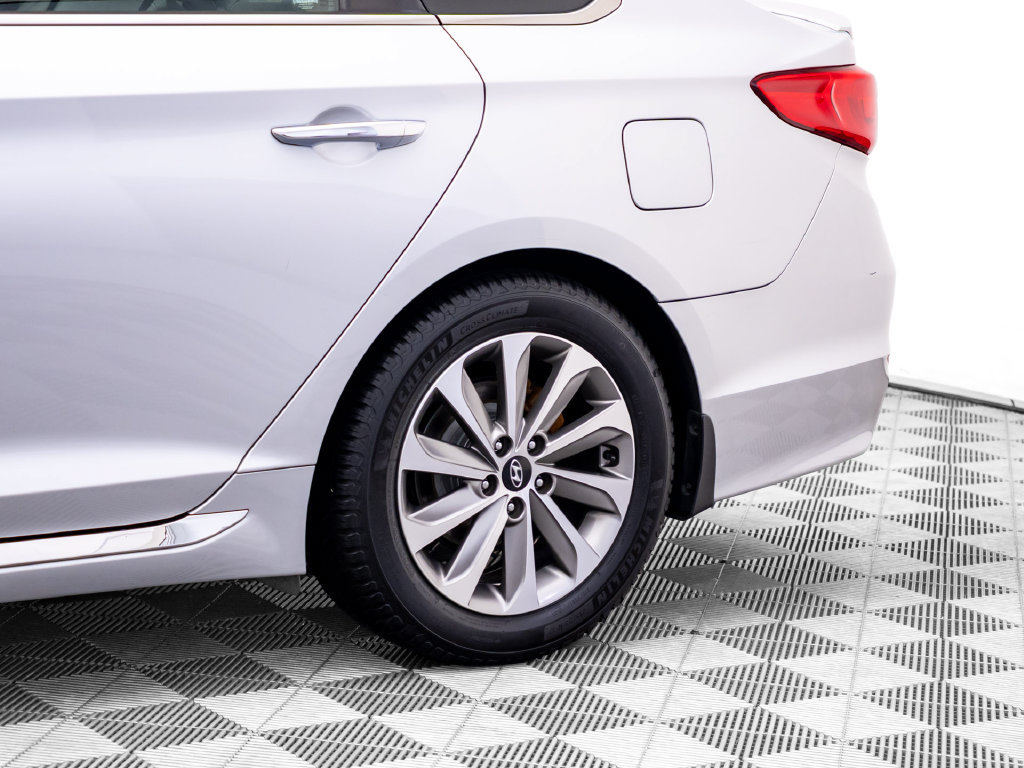 Used 2015 Hyundai Sonata Sport w/ Option Group 03 FWD image 30
