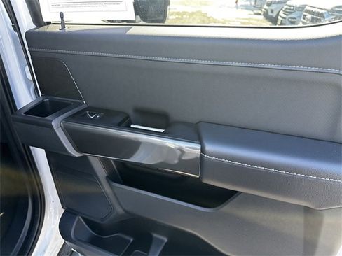 Certified 2022 Ford F150 XLT w/ Equipment Group 302A High image 40