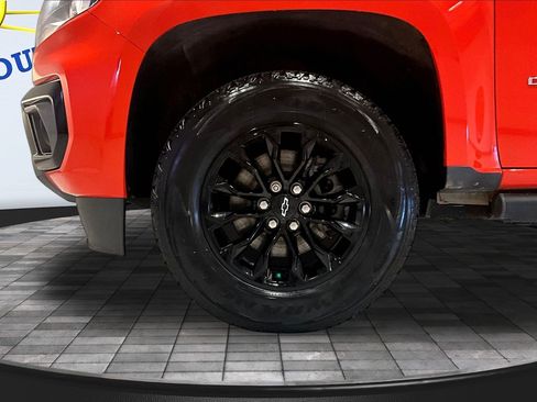 Used 2021 Chevrolet Colorado Z71 AWD/4WD image 34