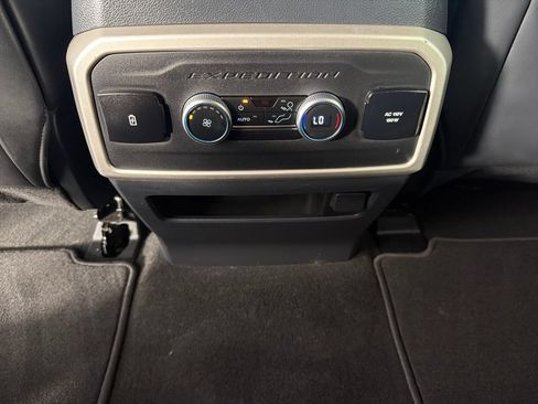 Used 2024 Ford Expedition Max XLT AWD/4WD image 15